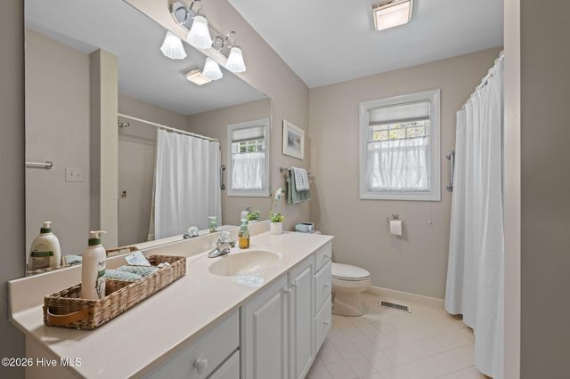 112 Southern Hills Drive, New Bern, NC 28562