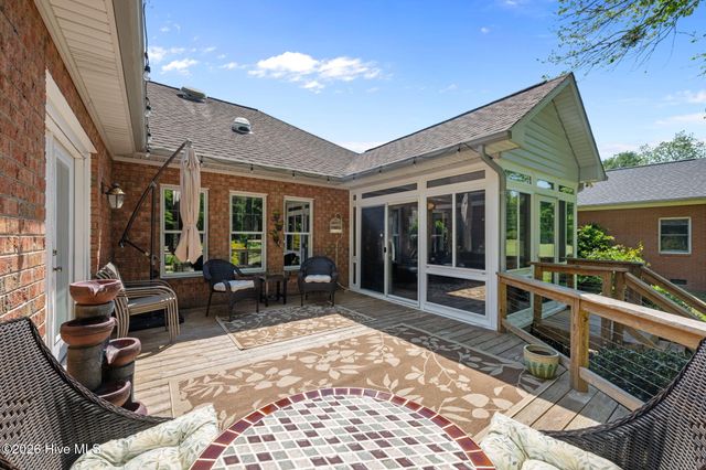 112 Southern Hills Drive, New Bern, NC 28562