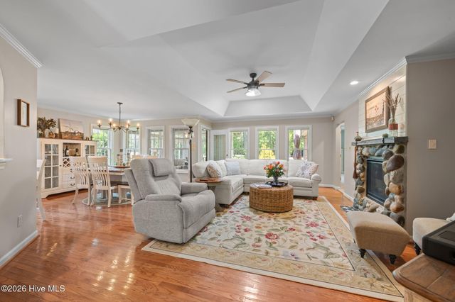 112 Southern Hills Drive, New Bern, NC 28562