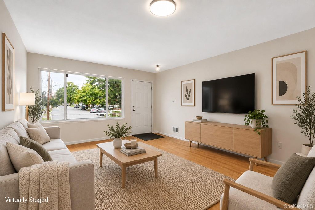 78 Confederation Place, Staten Island, NY 10303 — photo 2
