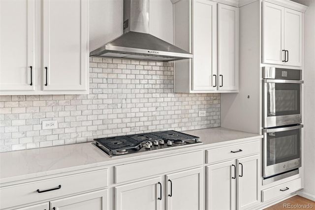 6866 Petunia Place, Castle Rock, CO 80108