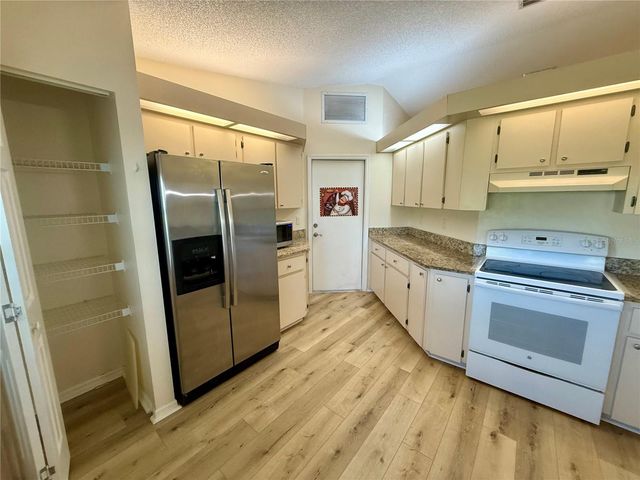 8287 SW 116TH ST STREET, Ocala, FL 34481