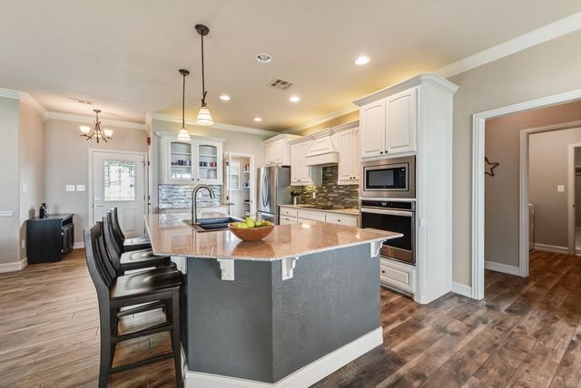 13026 Rudys Way, Streetman, TX 75859