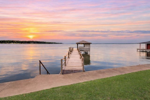 13026 Rudys Way, Streetman, TX 75859