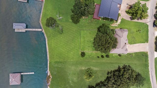 13026 Rudys Way, Streetman, TX 75859