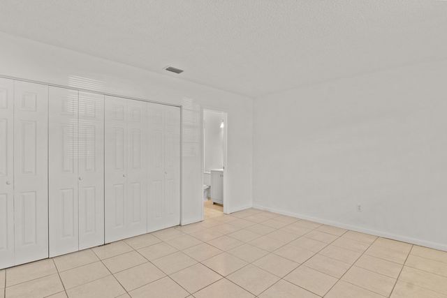 1546 43rd Avenue, Vero Beach, FL 32960