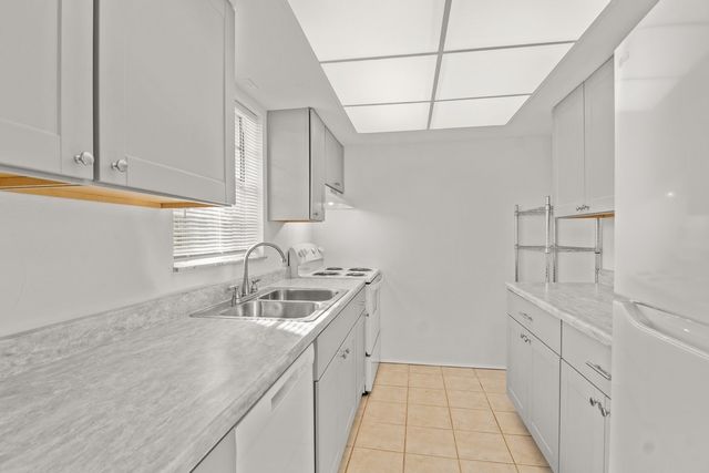 1546 43rd Avenue, Vero Beach, FL 32960