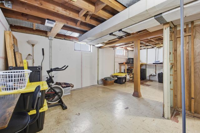 1501 10TH Street N, Fargo, ND 58102