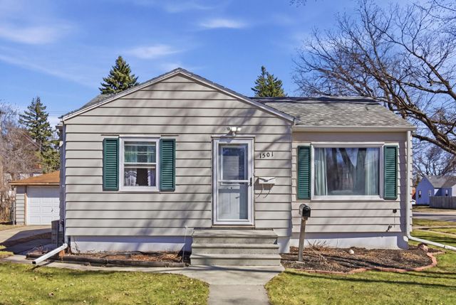 1501 10TH Street N, Fargo, ND 58102