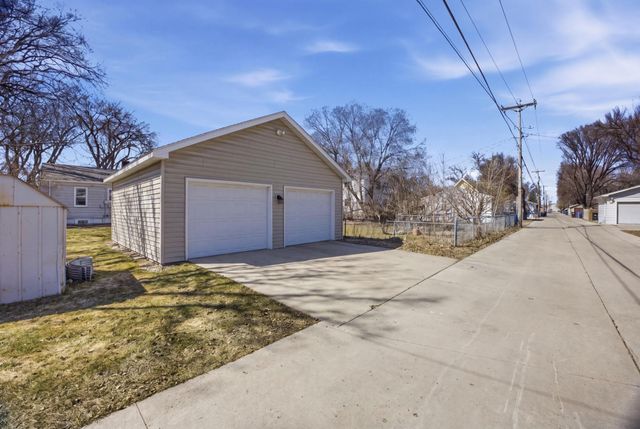 1501 10TH Street N, Fargo, ND 58102