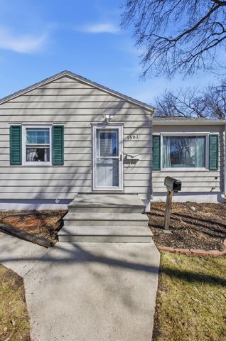 1501 10TH Street N, Fargo, ND 58102