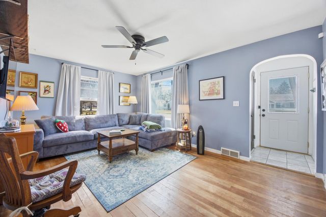 1501 10TH Street N, Fargo, ND 58102