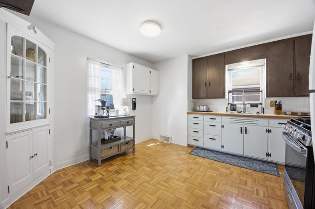 1501 10TH Street N, Fargo, ND 58102