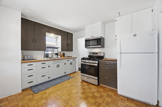 1501 10TH Street N, Fargo, ND 58102