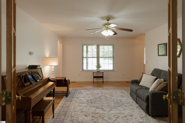 296 Nodine Road, Campobello, SC 29322