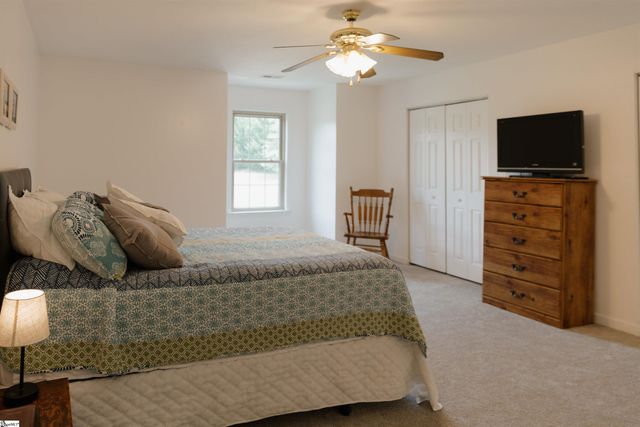 296 Nodine Road, Campobello, SC 29322