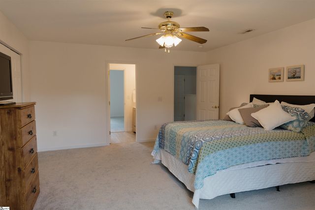 296 Nodine Road, Campobello, SC 29322