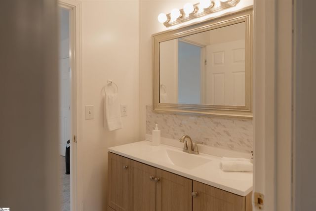 296 Nodine Road, Campobello, SC 29322