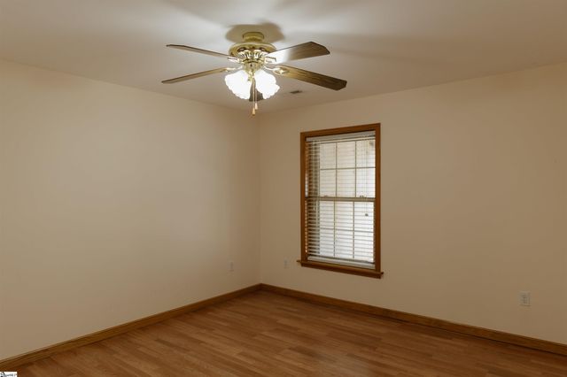 296 Nodine Road, Campobello, SC 29322