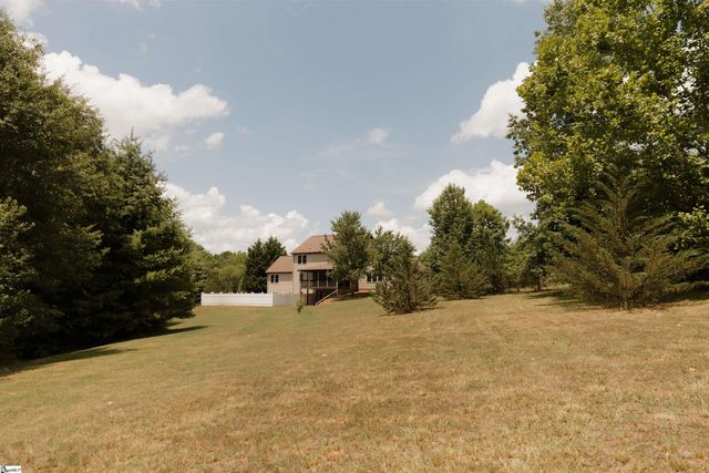 296 Nodine Road, Campobello, SC 29322