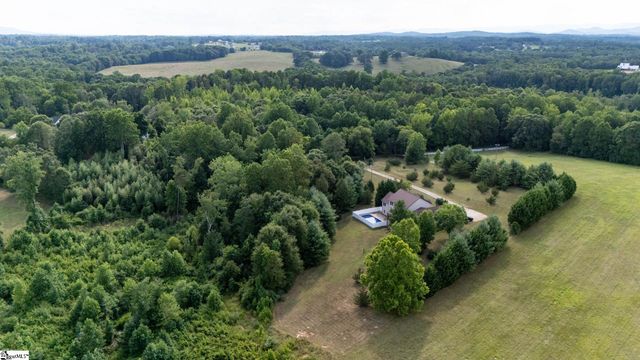 296 Nodine Road, Campobello, SC 29322