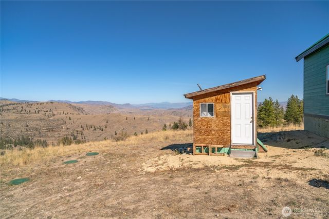 454 Harmony Heights, Brewster, WA 98812