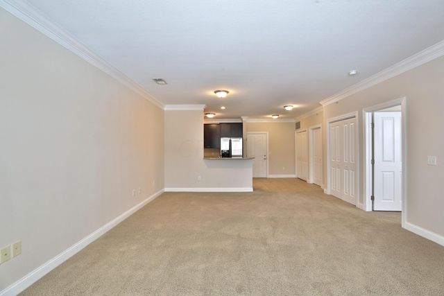 960 Perry Street, 207, Columbus, OH 43215