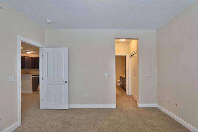 960 Perry Street, 207, Columbus, OH 43215