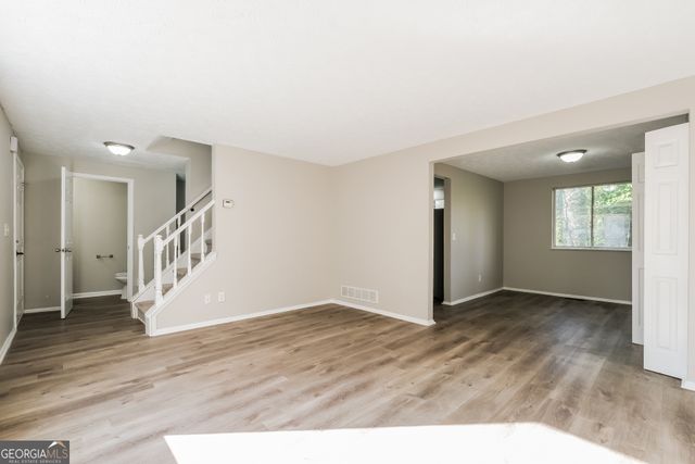 5200 Martins Crossing Road, Stone Mountain, GA 30088