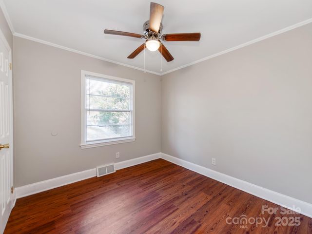 3918 Tipperary Place, Charlotte, NC 28215