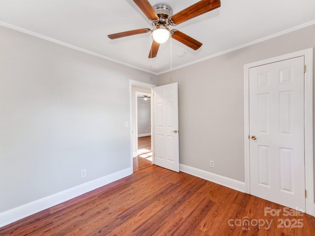 3918 Tipperary Place, Charlotte, NC 28215