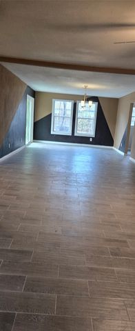 1702 Pisces Street, Grand Prairie, TX 75051