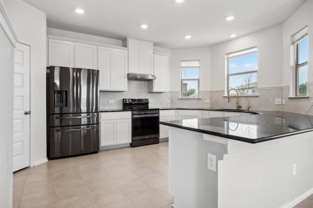 925 Yellow Ribbon CV, Jarrell, TX 76537
