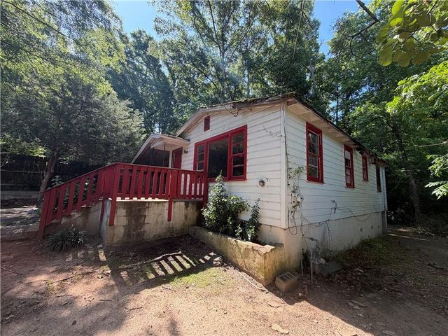 1091 Adcock Circle, Conyers, GA 30012