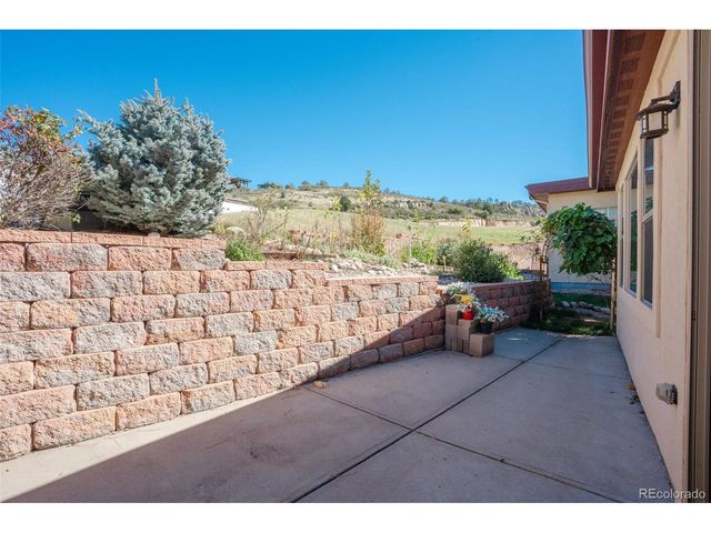 4415 Echo Ct, Larkspur, CO 80118