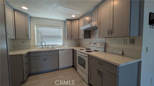 1637 English, Corona, CA 92879