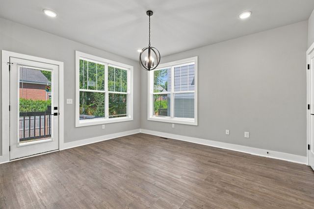 2209B 24th Ave, N, Nashville, TN 37208