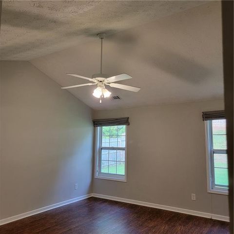 5219 Leecroft Drive, Buford, GA 30518