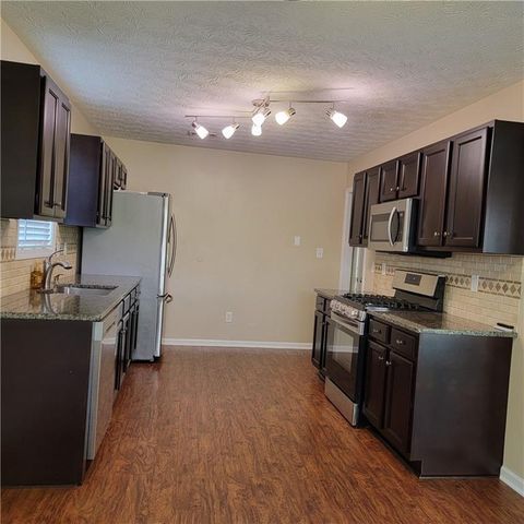 5219 Leecroft Drive, Buford, GA 30518