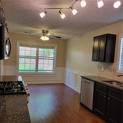 5219 Leecroft Drive, Buford, GA 30518