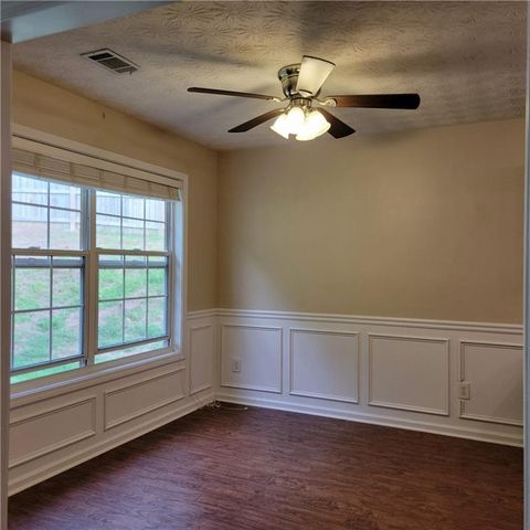5219 Leecroft Drive, Buford, GA 30518