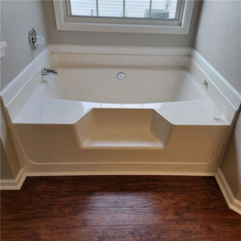 5219 Leecroft Drive, Buford, GA 30518
