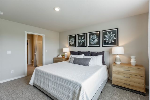 2262 SE Creekhill Way, West Des Moines, IA 50265
