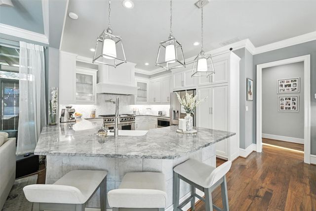 4419 Hollow Oak Drive, Dallas, TX 75287