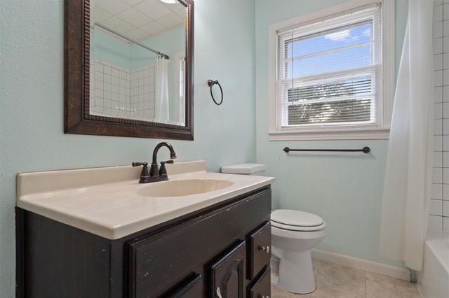 1119 Kent ST, Taylor, TX 76574
