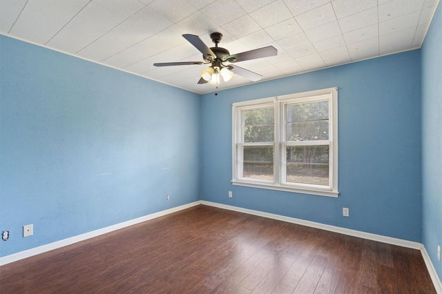 1119 Kent ST, Taylor, TX 76574