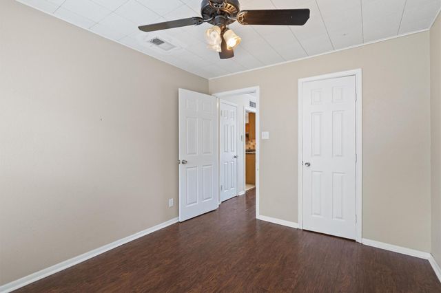 1119 Kent ST, Taylor, TX 76574