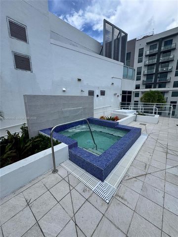 1010 SW 2nd Ave 607, Miami, FL 33130