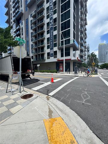 1010 SW 2nd Ave 607, Miami, FL 33130