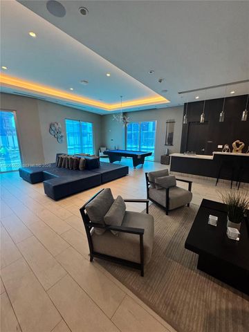 1010 SW 2nd Ave 607, Miami, FL 33130